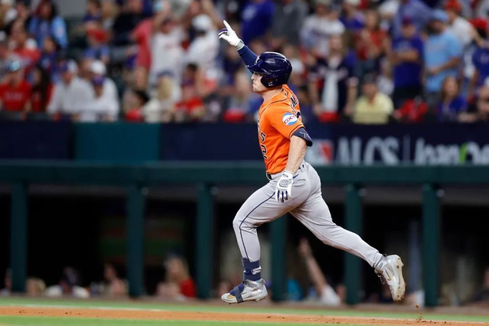 都灵全取三分，豪取重要客场胜利的简单介绍