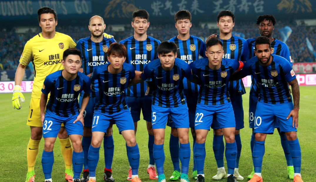 包含换帅后球队迎来复兴，连续告捷势不可挡的词条