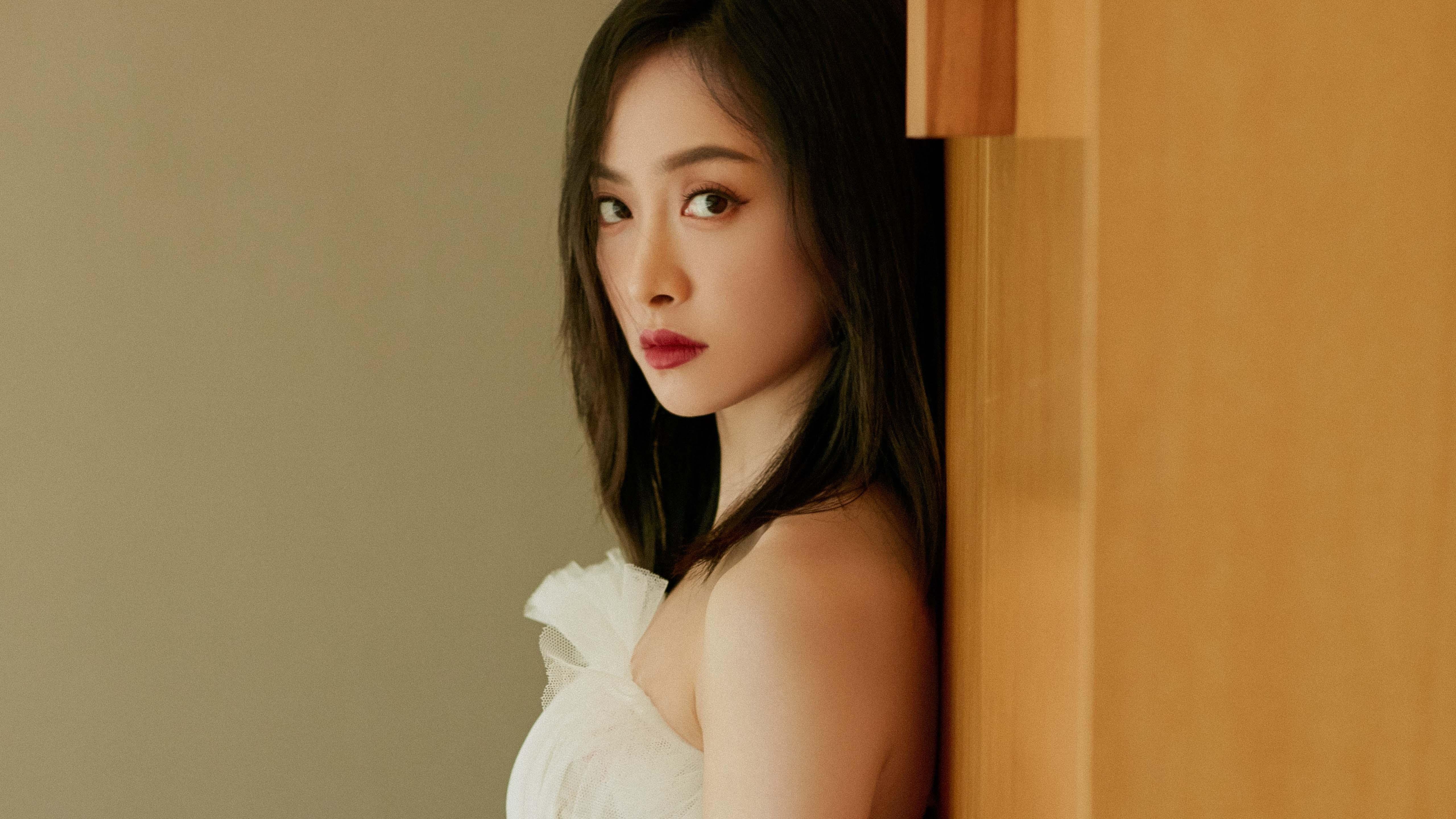 唯一性体育之夜，湖人狂胜勇士与拉文欧冠淘汰赛的跨界传奇